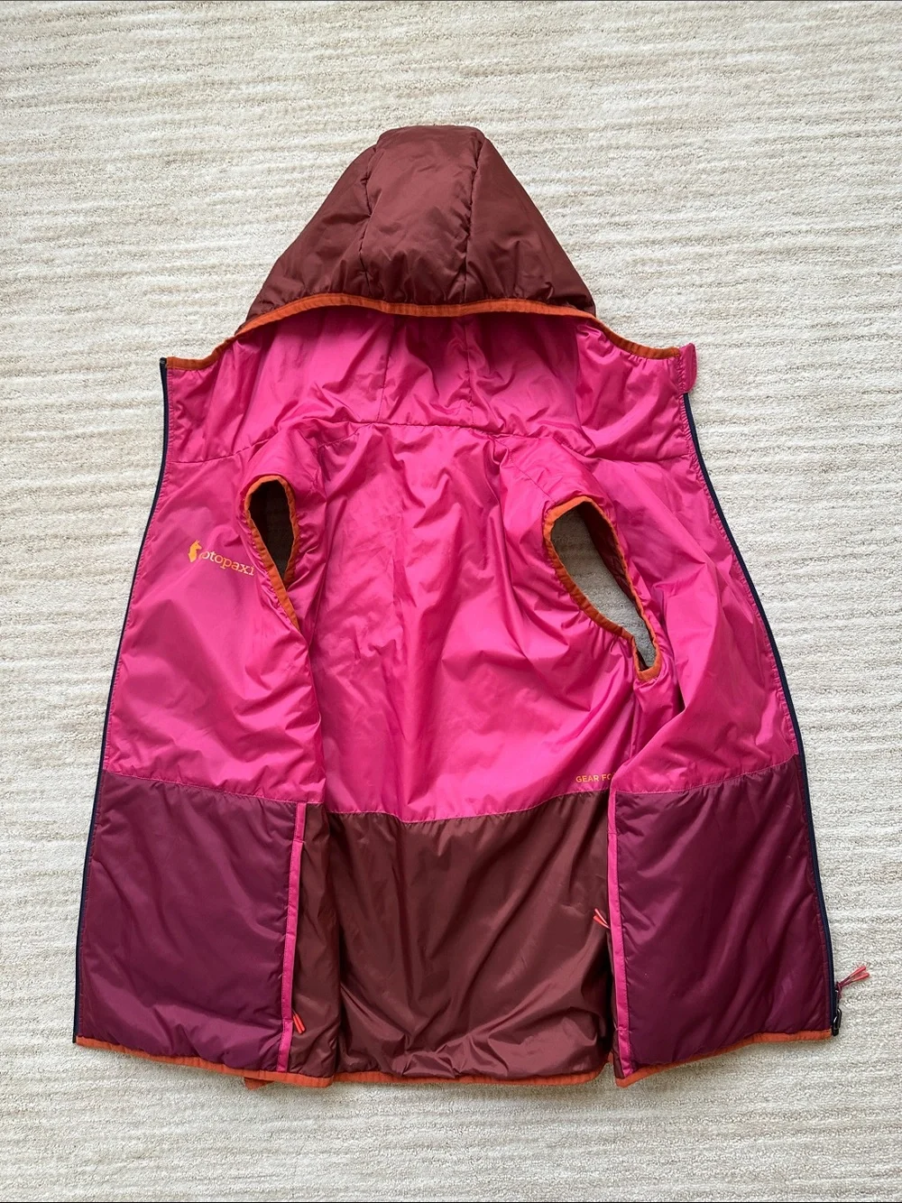 Like New Cotopaxi Teca Calido Hooded Vest Reversible Insulated Pink Brown Large